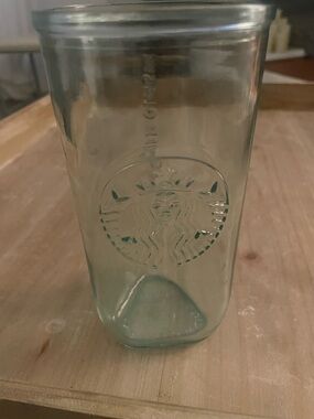 Starbucks Light Green 16oz Embossed Glass Tumbler 16oz Made in Spain